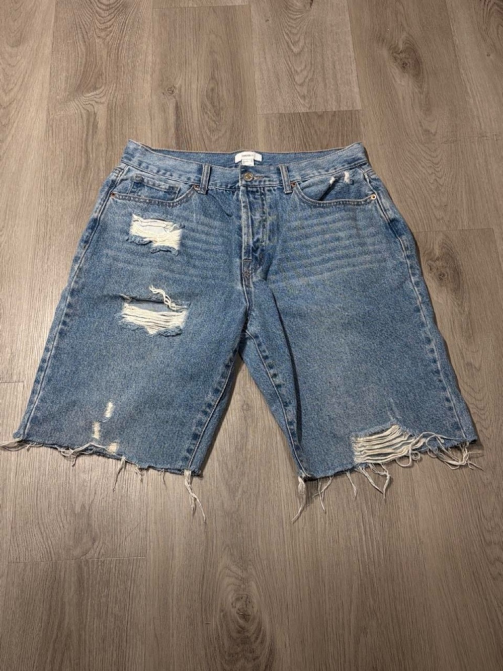 Forever 21 Men's Light Blue Distressed Denim Shorts